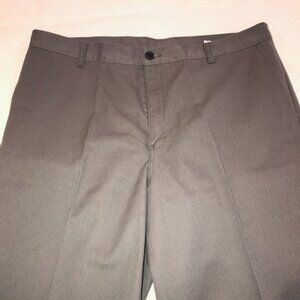 Dickies Men's Utility Shorts, Everyday Five-Pocket Design, Gray